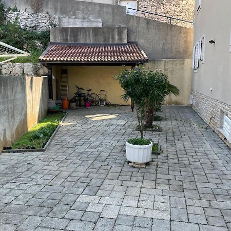 Apartments Girl Novi Vinodolski Kültér fotó